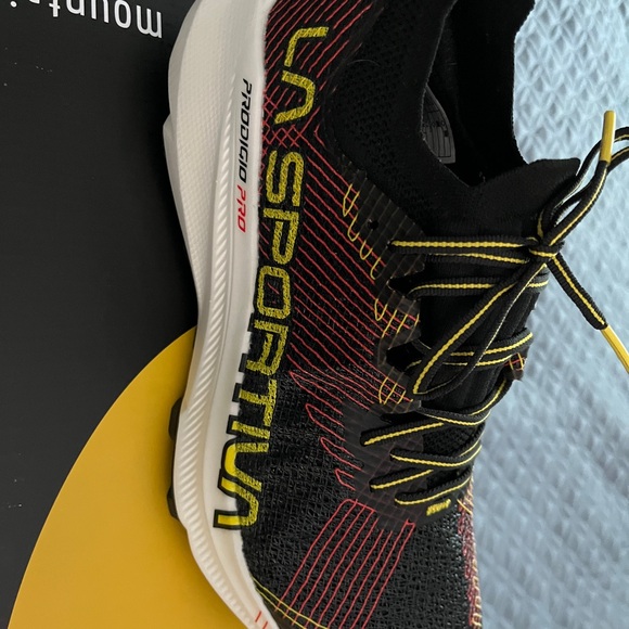 La Sportiva Black and Yellow Prodigio Pro Shoes - Picture 5 of 9